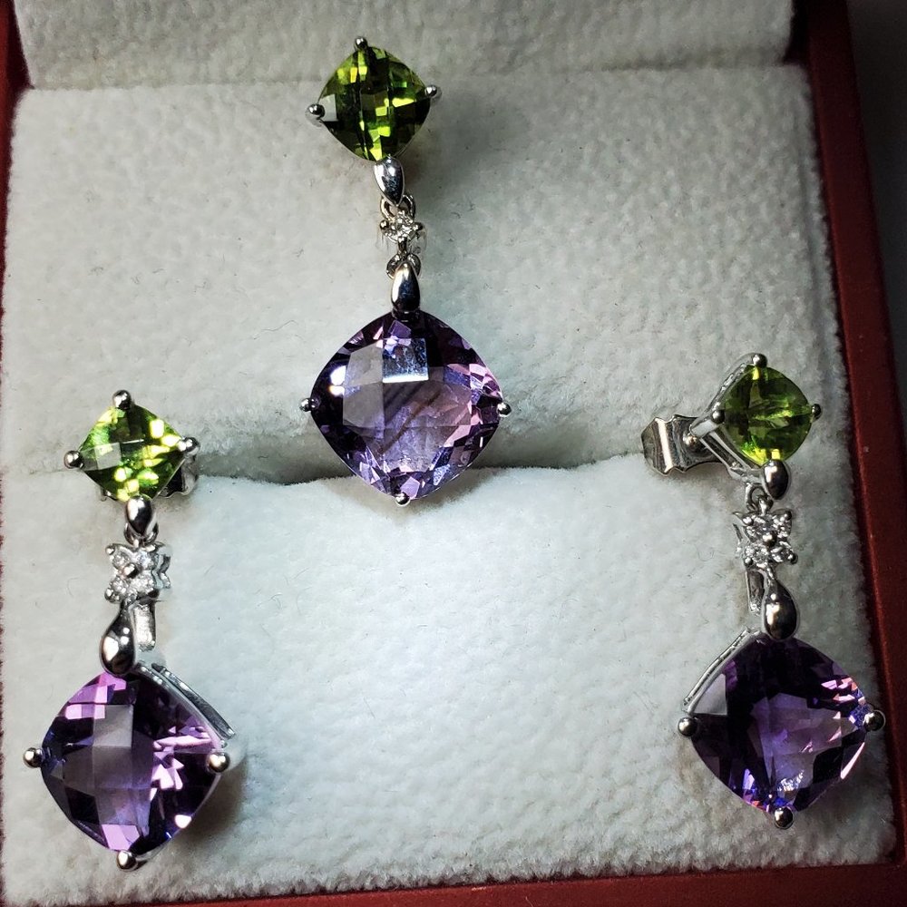 BEAUTIFUL 14K WHITE GOLD EARRINGS & PENDANT SET - Picture 5 of 10
